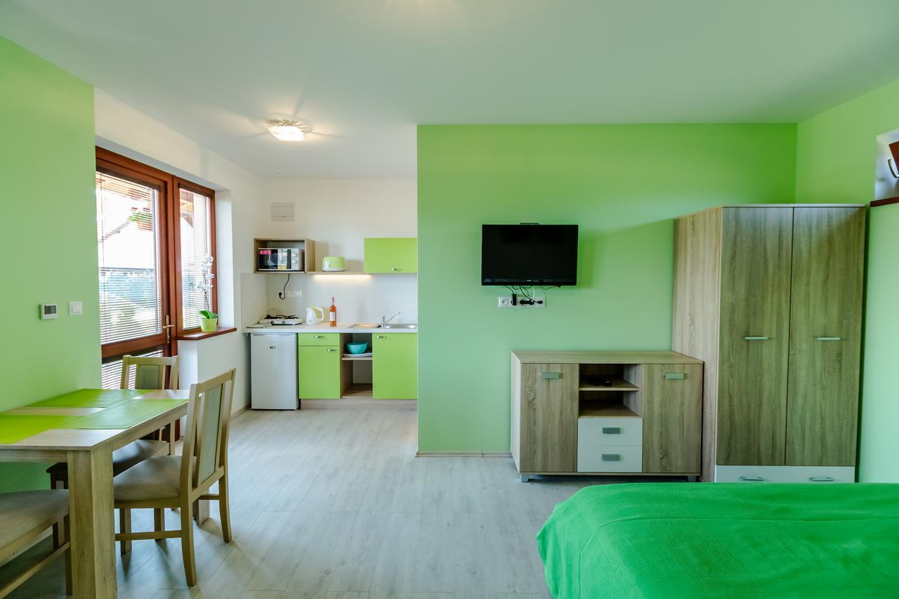 Apartman Levandula Veľký Meder Екстериор снимка